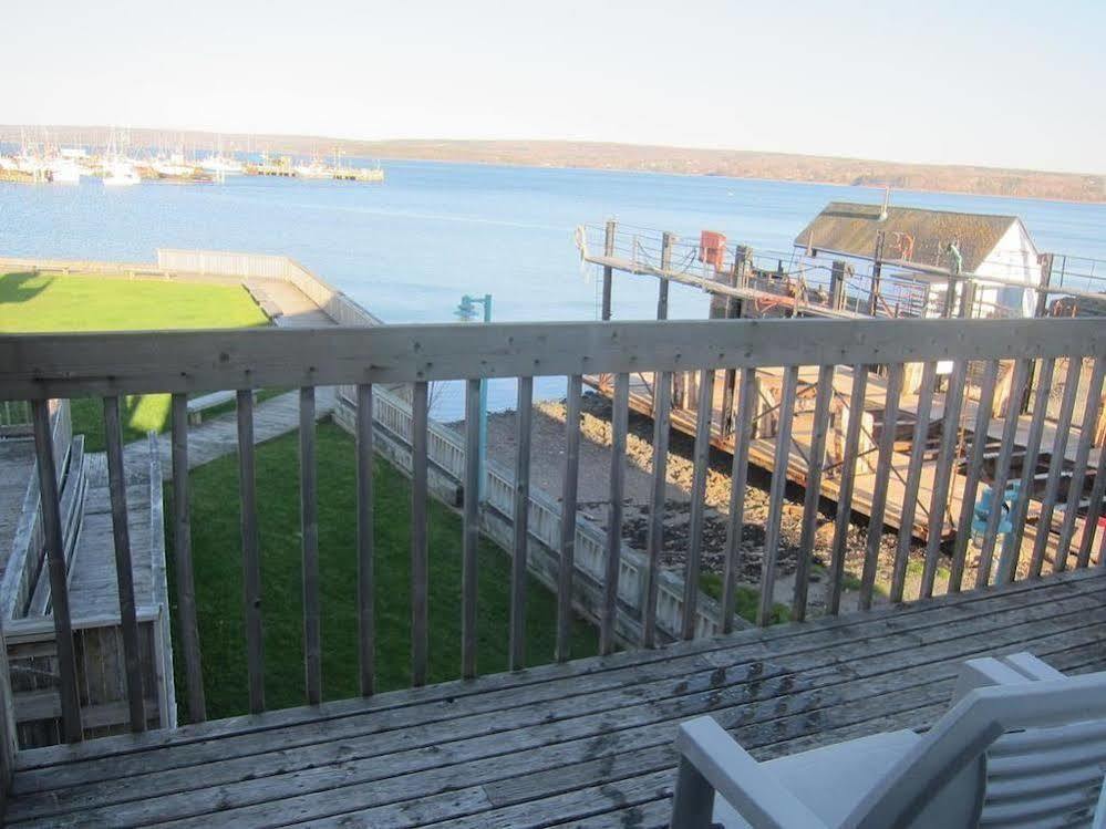 Shoreline Suites Digby Exterior foto